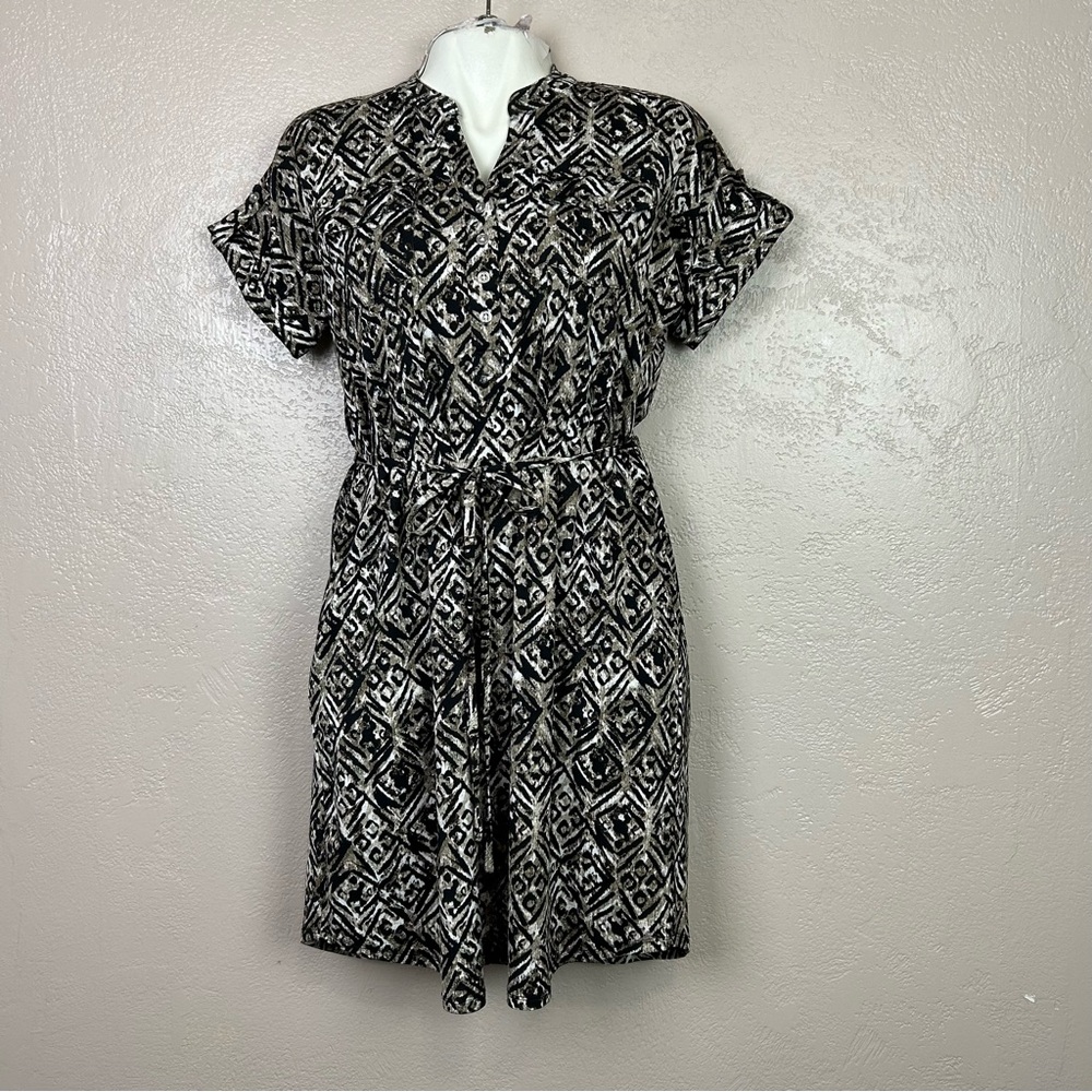New Directions Black‎ and White Geometric Mini Dress